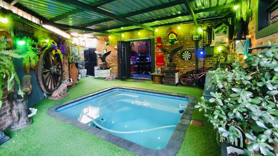 3 Bedroom Property for Sale in Baillie Park North West